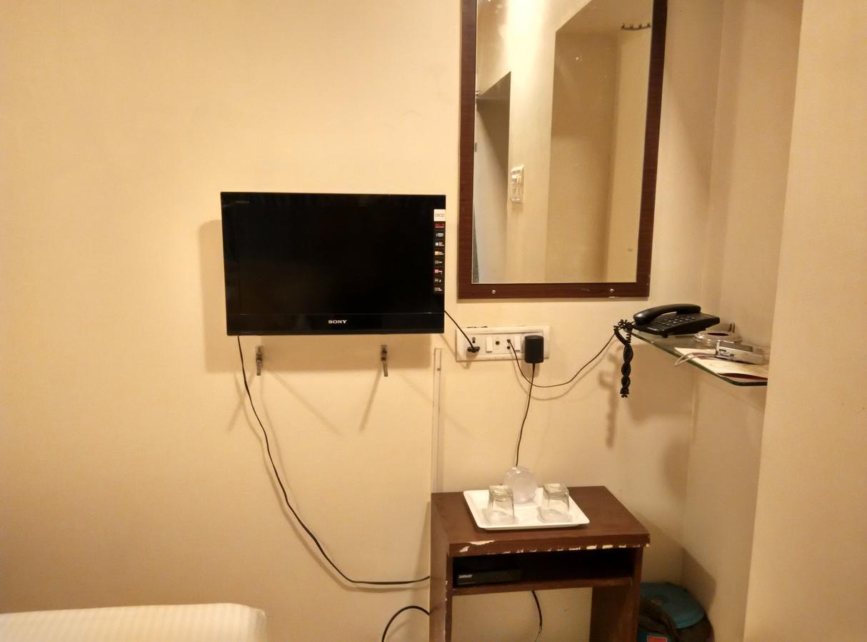 Hotel Silver Castle Bombay Extérieur photo