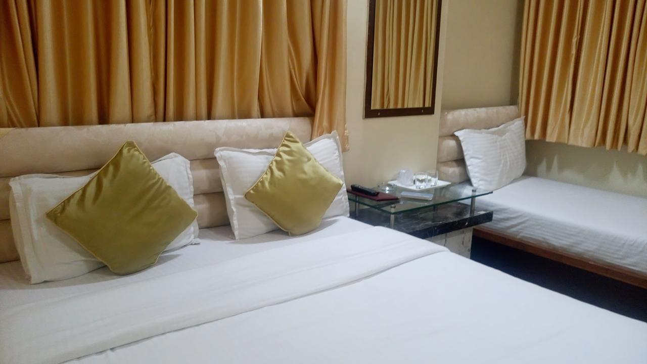 Hotel Silver Castle Bombay Extérieur photo